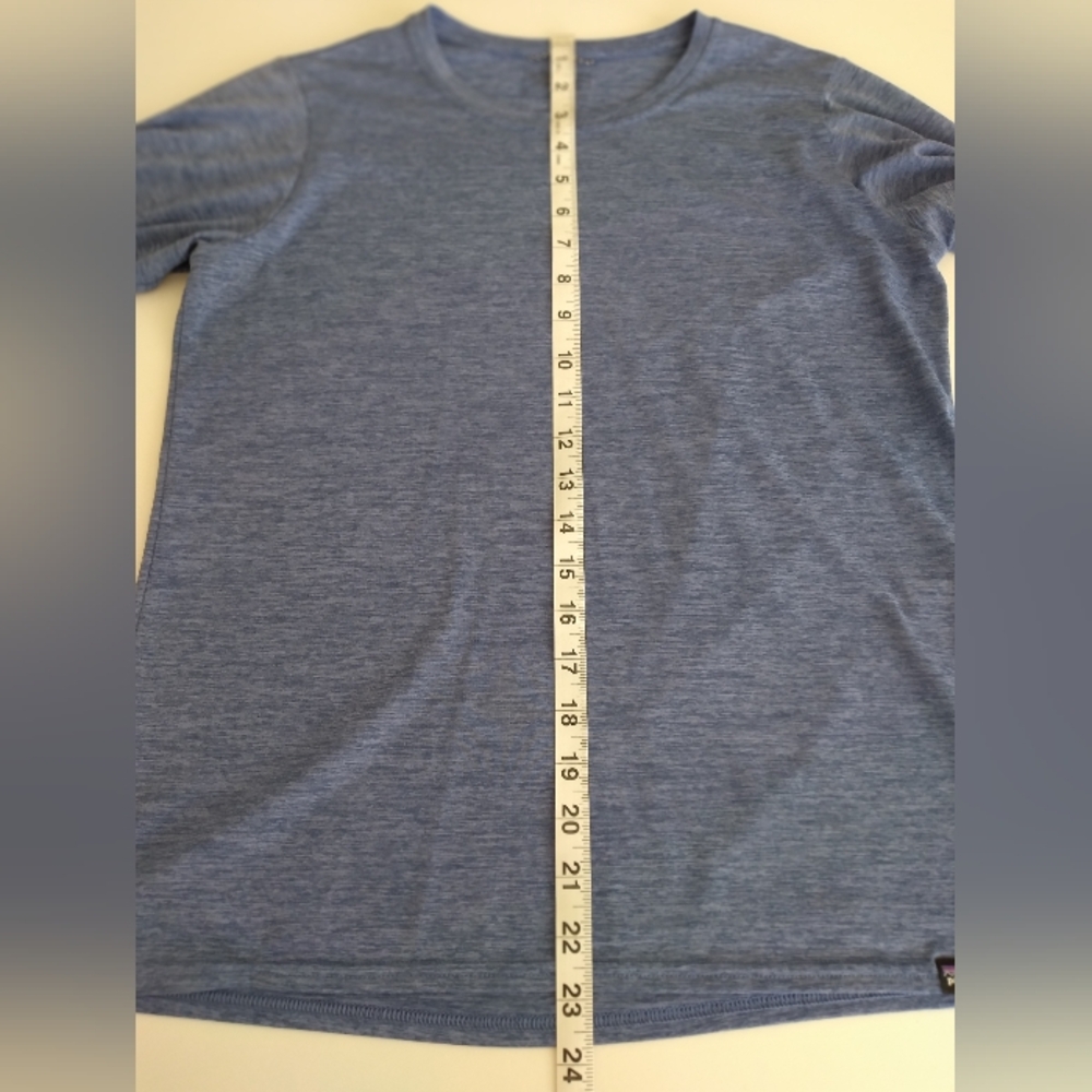 Like New! Patagonia Heathered Blue Crew Neck Athletic Long Sleeve Shirt - Picture 8 of 11